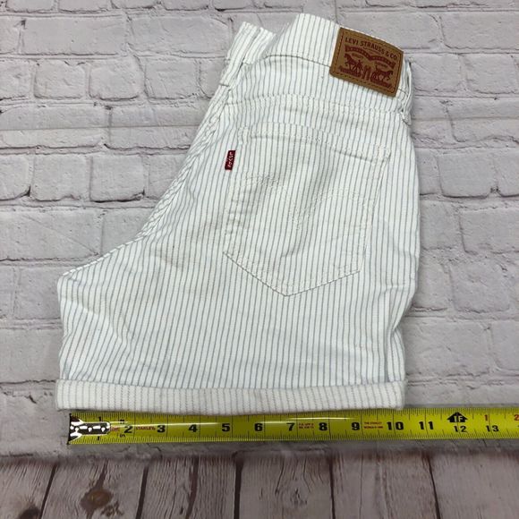 Levi's Women Mid Length Shorts Size 28 Striped Cotton Blend M127 -18 - Picture 6 of 16
